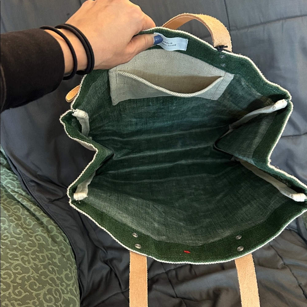 Green and Tan Tote Bag - Picture 7 of 9